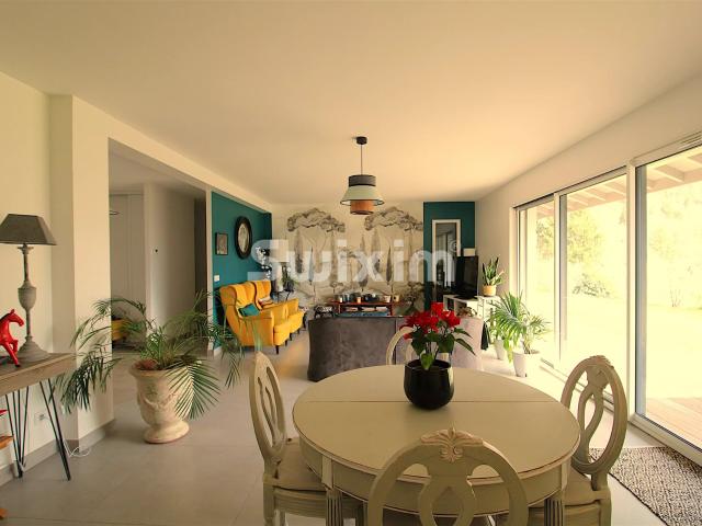 Maison T4 récente sur sous sol complet – Environnement calme. 169m² Nâves Parmelan