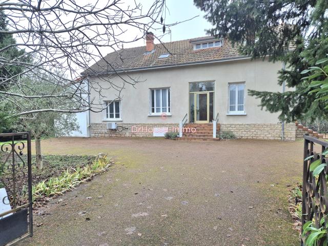 Maison T5 125m2 + dépendances terrain divisible 1796m2
