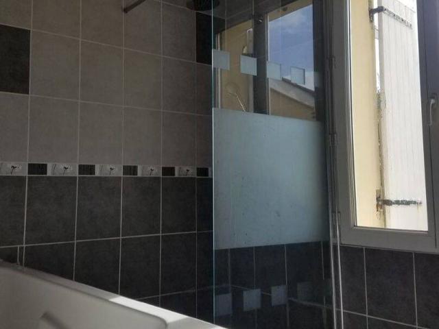 Maison T5 97 m² 1180 € avec jardin/parking