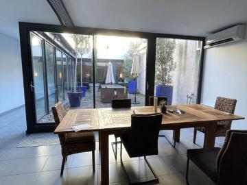 Maison T5 Centre historique avec patio terrasse et garage