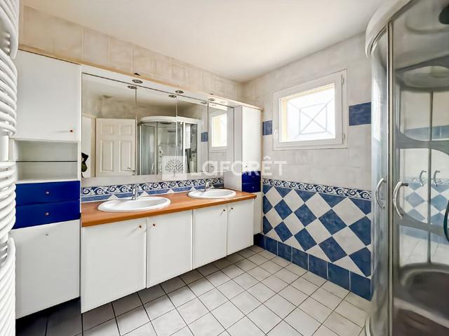 Maison T5 BONZAC à louer