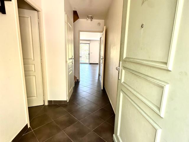 MAISON T5 DE 100 M2
