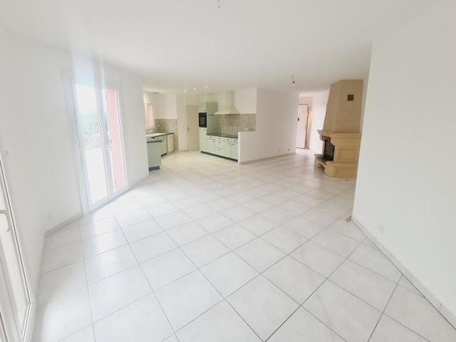 Maison T5 de 110m² sur terrain de 680m²+ Garage 110m² Lagardelle sur Lèze