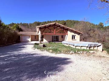 Maison T5 de Plain pied 140m2 avec garage terrain de 2200 m2