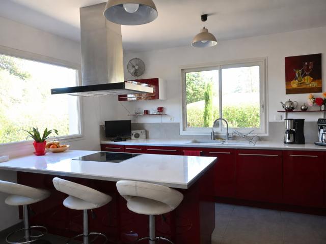 Maison T5 de plain pied Montlegun grand garage 165m² Carcassonne
