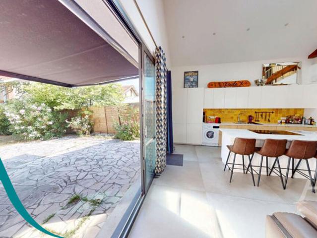 Maison T5 jardin, 2 terrasses, Carport / Toulouse Rangueil / Jules Julien