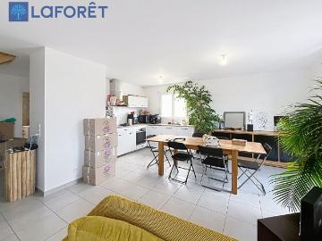 Maison T5 près de BRECH à louer
