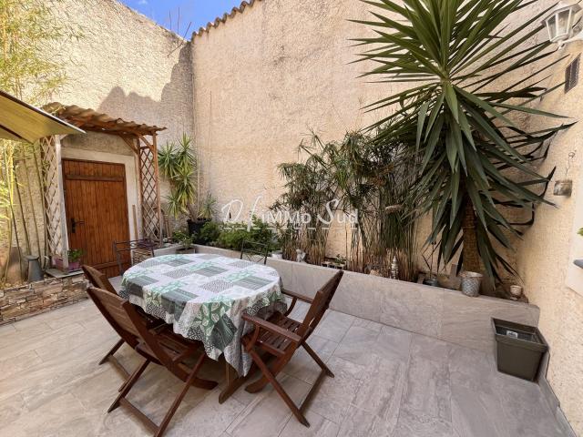 Maison T5 R+1 2 Faces Jardin Exterieur 104m² Narbonne