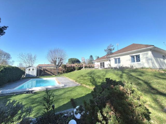 Maison T6 127m2 garage piscine terrain 1439m2