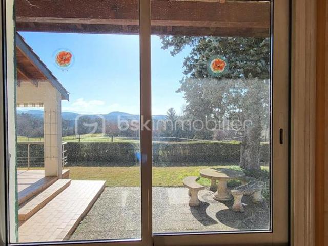 Maison t6 144 m2 avec terrain 6568 m2