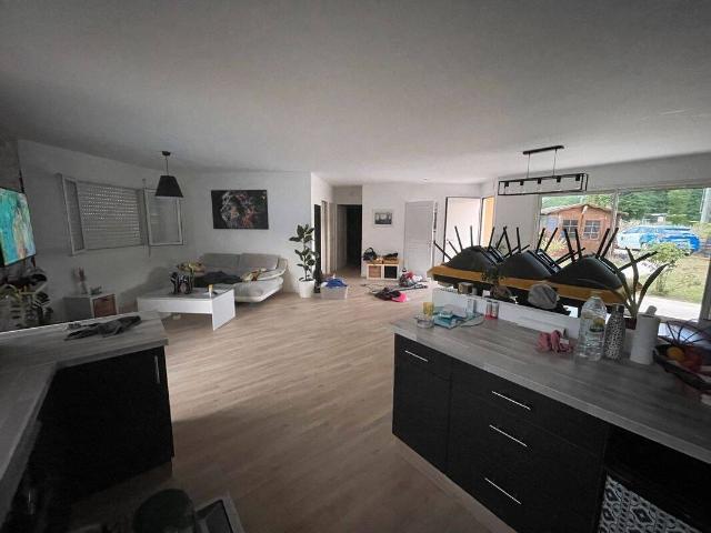 Maison T6 147 m² 1525 € avec jardin/parking