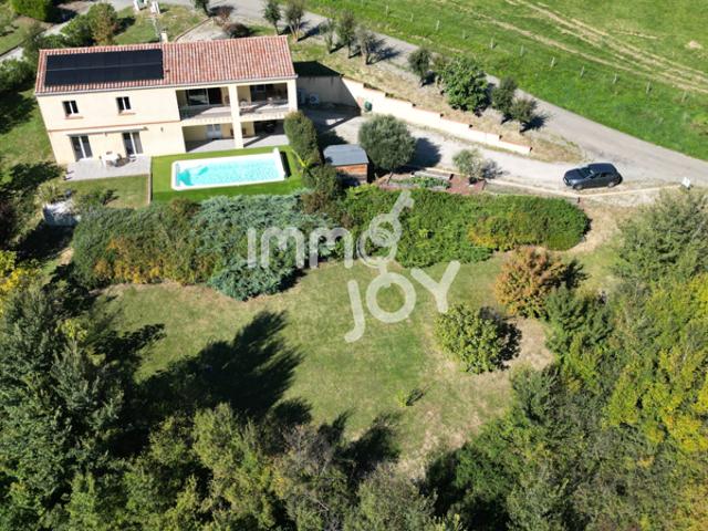 Maison T6 164m2 sur 1601m2 terrain avec piscine, vue Pyrénée