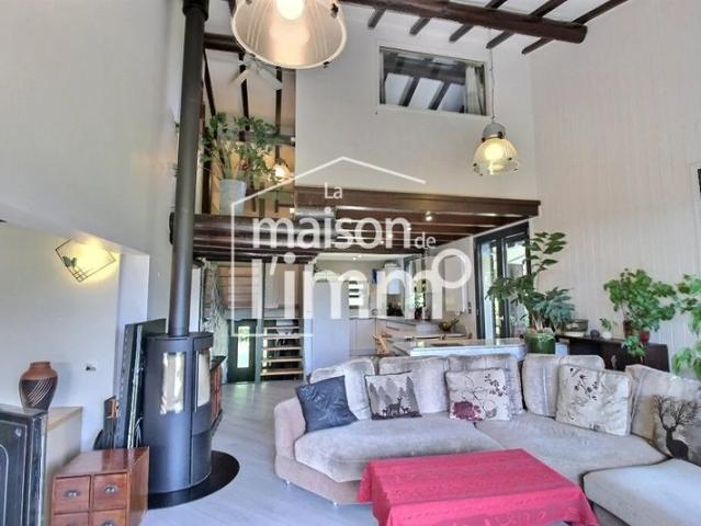 MAISON T6 A VENDRE CHEVENOZ