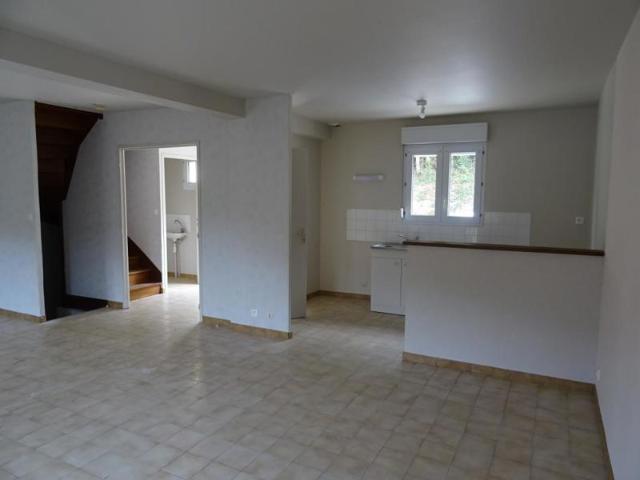 Maison T6 à Avallon