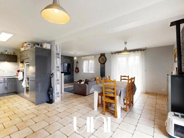 Maison T6 de 130 m² sur un terrain de 1 000 m²