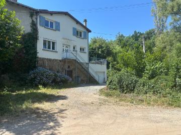 MAISON T6 DE 142 M2