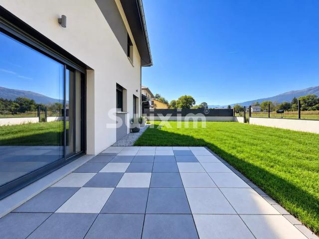 Maison T6 de 160m² 144m2 SH construite en 2024 sur parcelle de 636 m² !