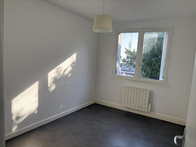 Maison T6 SECTEUR DU BREZET