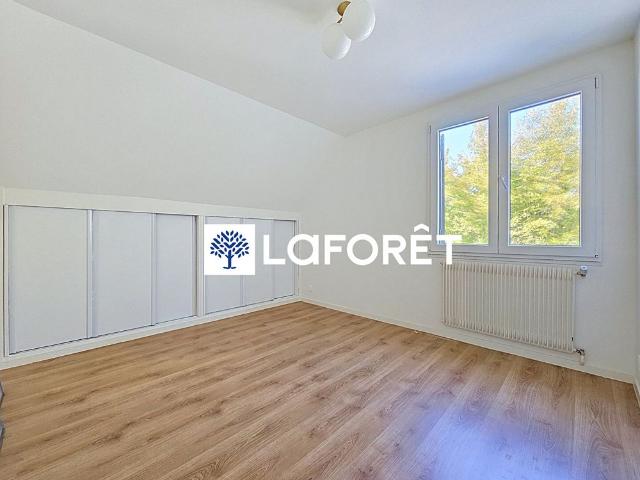 Maison T6 près de CRESPIERES à louer