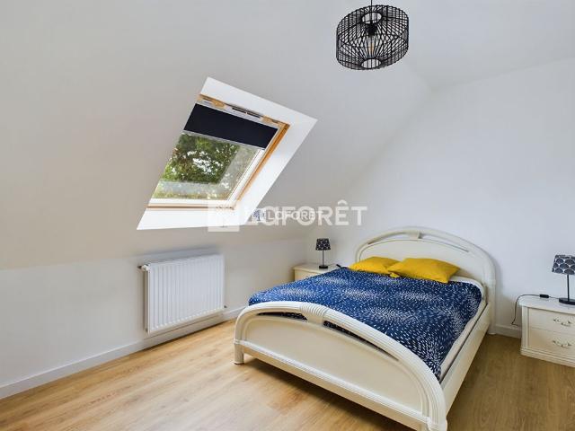 Maison T6 TREFFIAGAT à louer