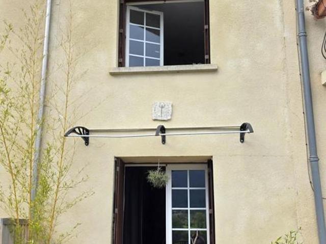 Maison t7 de 170m², avec jardin non atennant