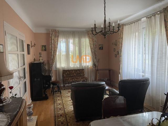 Maison T7 en pierre sur sous sol complet avec 816m² de terrain