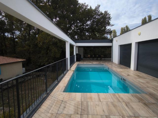 Maison T7 et + 408.49m² à Créon