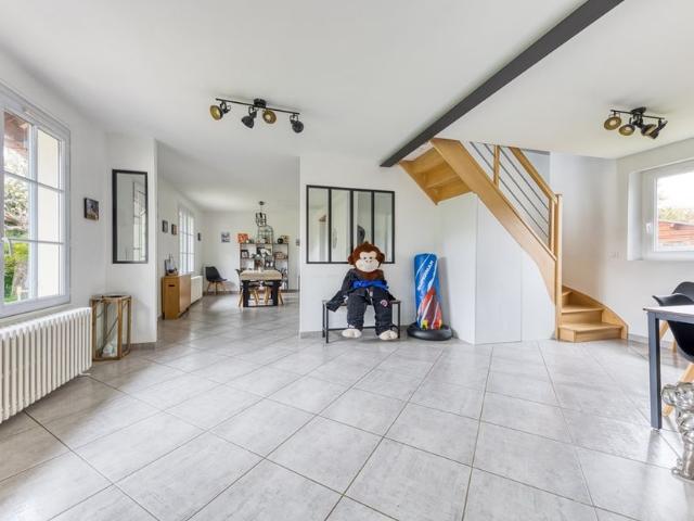 Maison T7 OZOIR LA FERRIERE à louer
