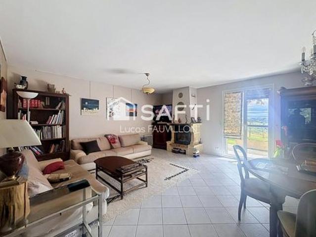 Maison T8 200m2 + hangar 180m2