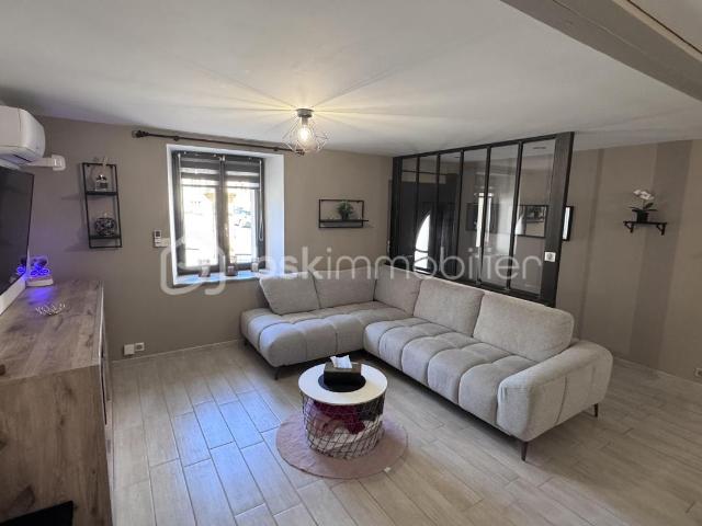 MAISON T9 ENTIEREMENT RENOVEE