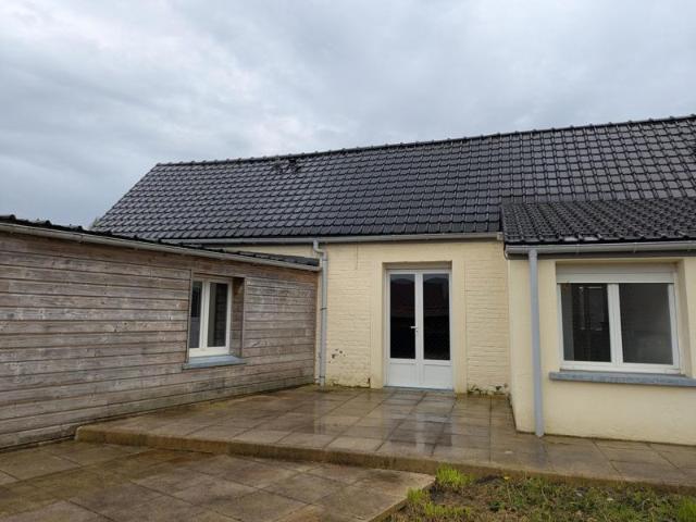 Maison t 4 dans le beau village de la comte