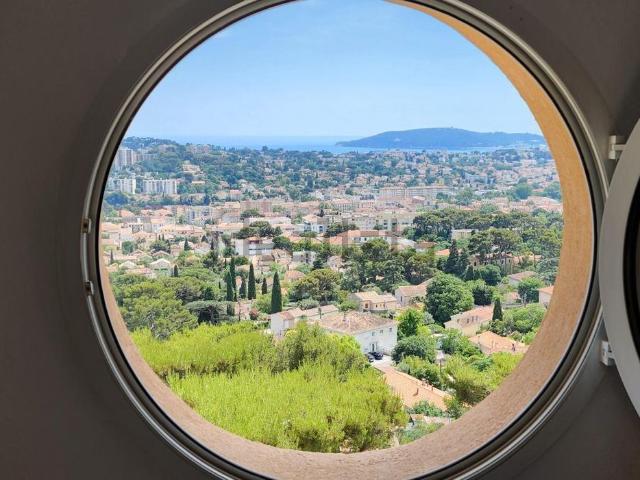 Maison, Toulon