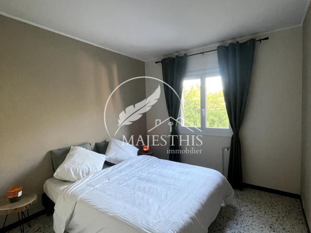 MAISON TOULON 4 PIECES VUE COLLINES