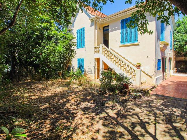 Maison, Toulon