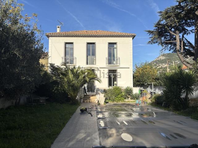 Maison, Toulon
