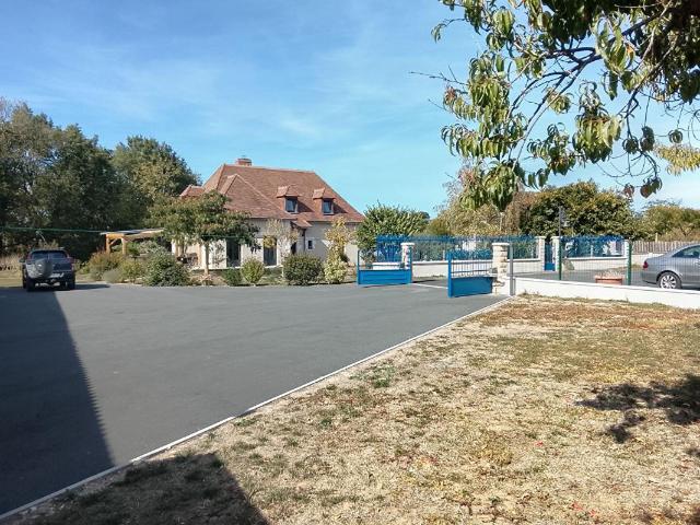 Maison Tournon Saint Martin 6 pièce s 150 m2
