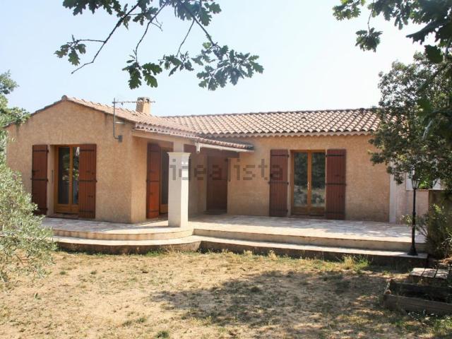 Maison, Tourves