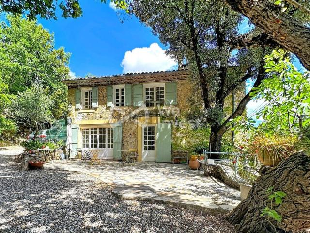 Maison, Tourves