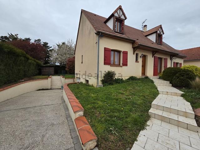 Maison, Toury