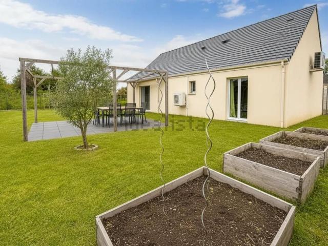 Maison, Toury