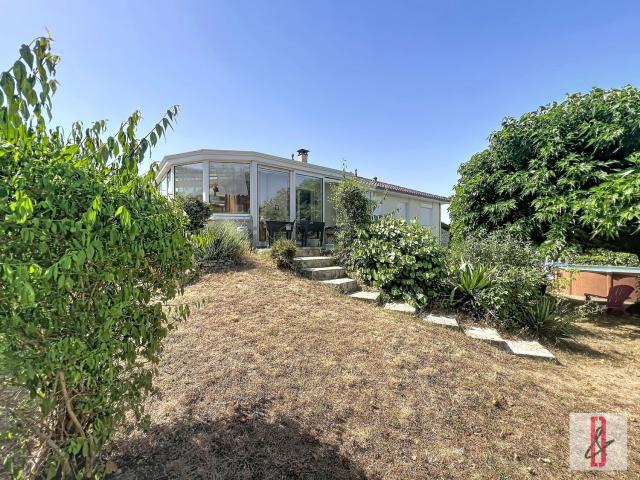 Maison, Touvre
