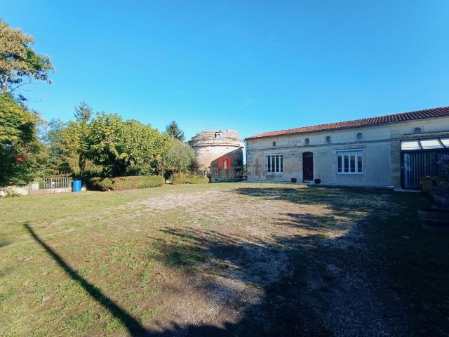 Maison, Tauriac