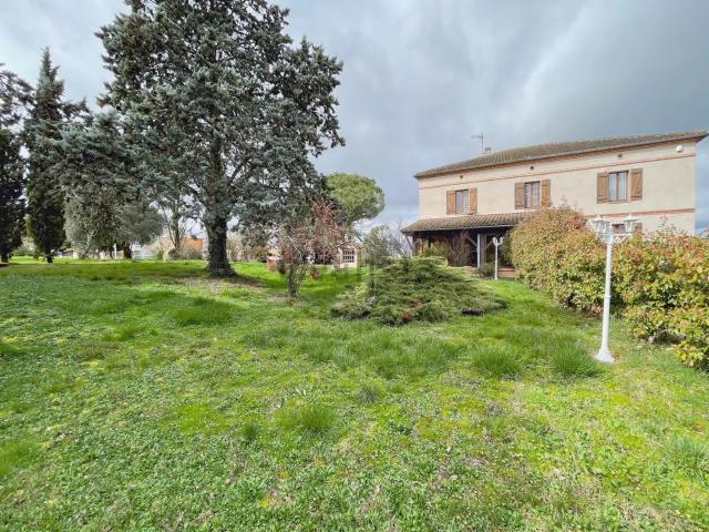 Maison, Tauriac