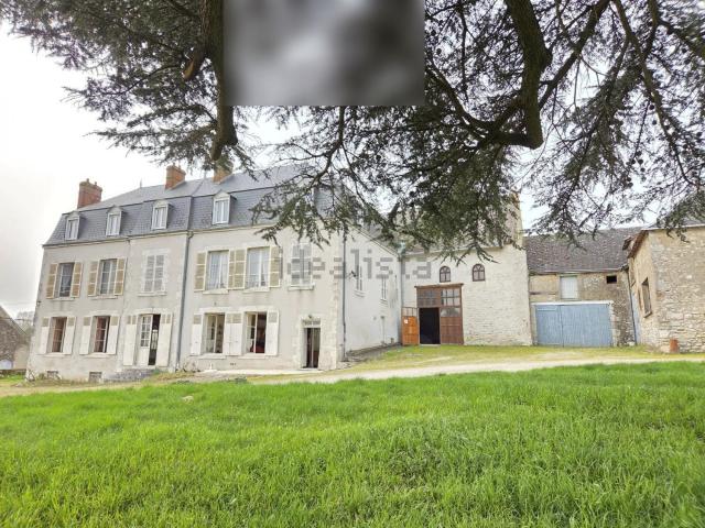 Maison, Tavers