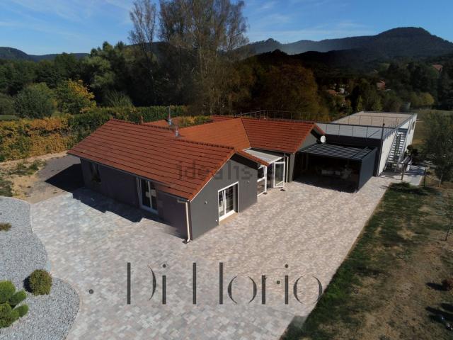 Maison, Taintrux