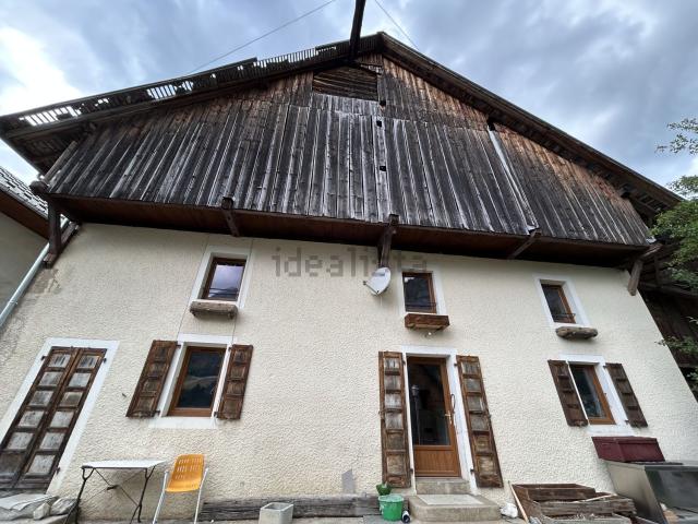 Maison, Talloires Montmin
