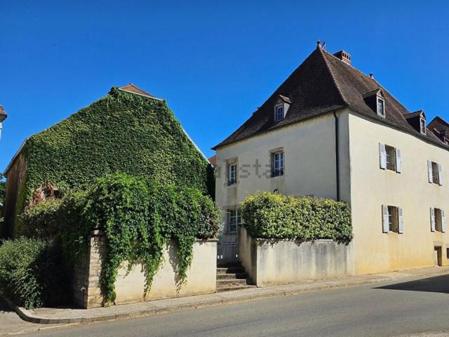 Maison, Talmay
