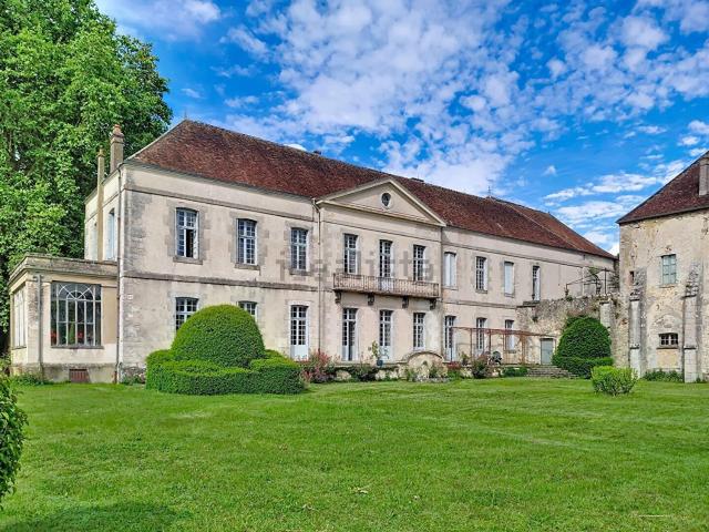 Maison, Talus Saint Prix