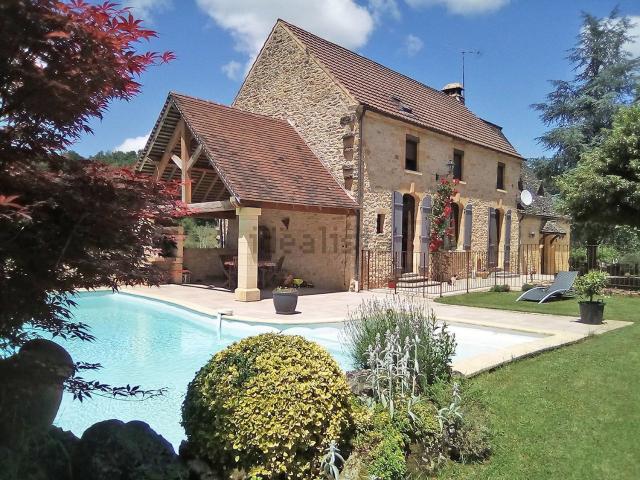 Maison, Tamniès