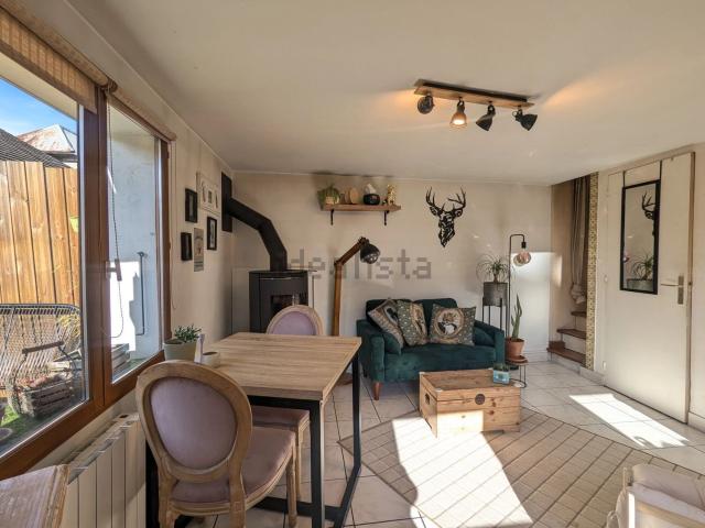 Maison, Taninges